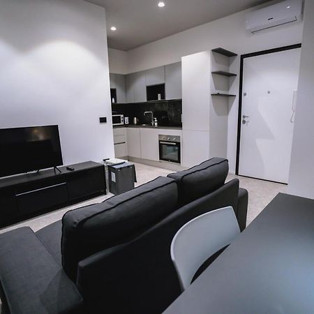 De Luca 6 Apartments Салерно Экстерьер фото